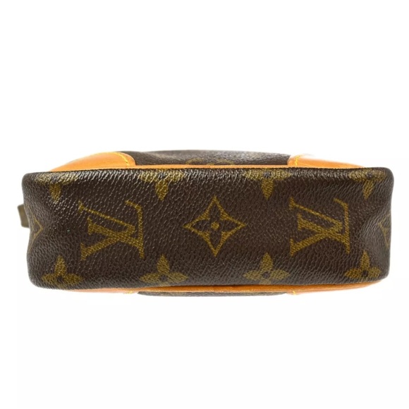 Louis Vuitton Danube Crossbody - Picture 3 of 10